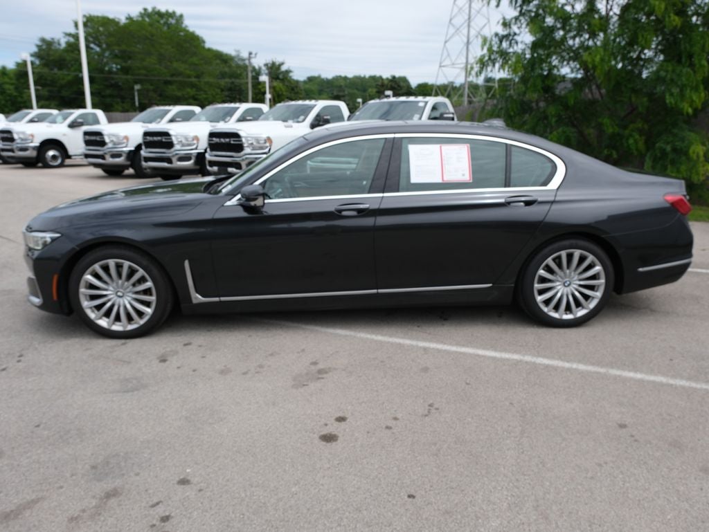 2022 BMW 7 Series 740i xDrive