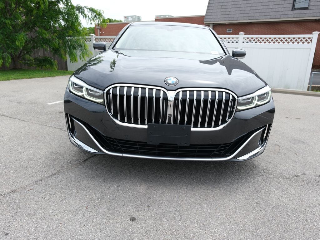2022 BMW 7 Series 740i xDrive