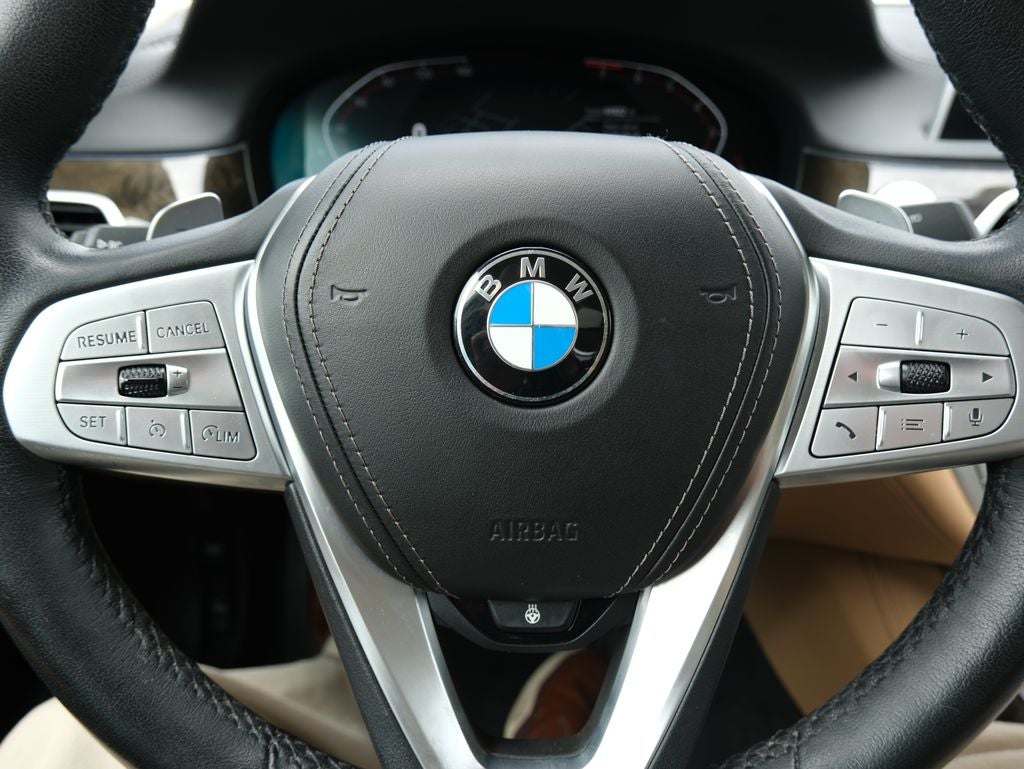 2022 BMW 7 Series 740i xDrive