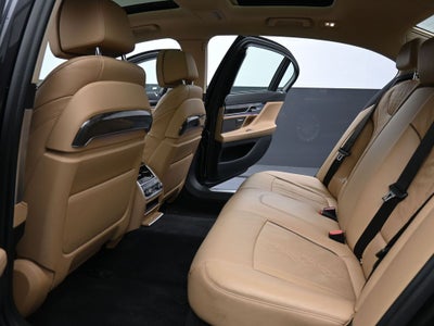 2022 BMW 7 Series 740i xDrive