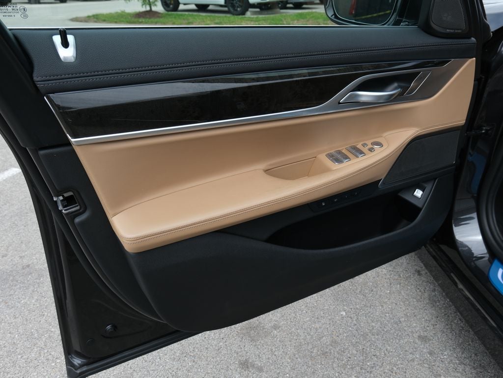 2022 BMW 7 Series 740i xDrive