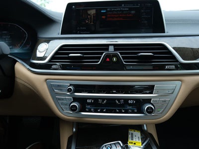 2022 BMW 7 Series 740i xDrive