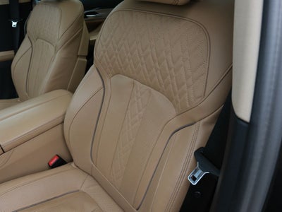 2022 BMW 7 Series 740i xDrive