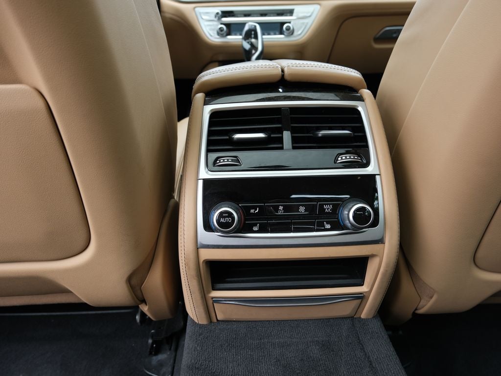 2022 BMW 7 Series 740i xDrive
