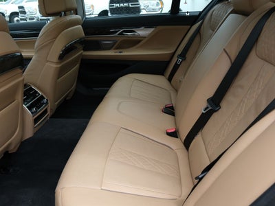 2022 BMW 7 Series 740i xDrive