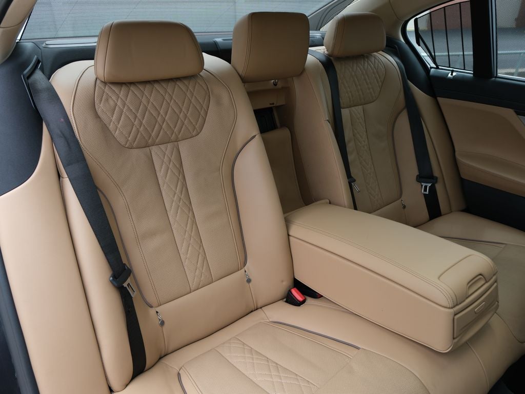 2022 BMW 7 Series 740i xDrive