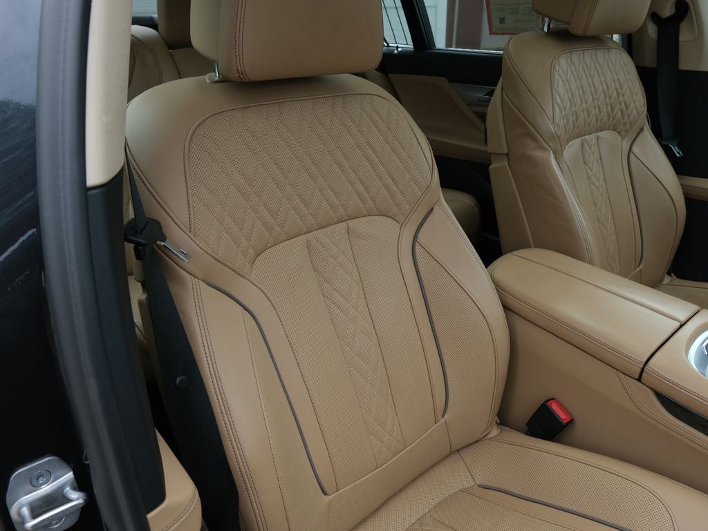 2022 BMW 7 Series 740i xDrive