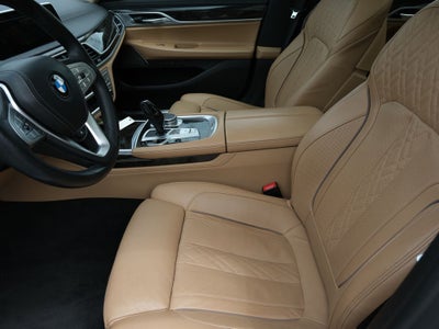 2022 BMW 7 Series 740i xDrive