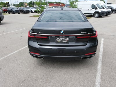 2022 BMW 7 Series 740i xDrive
