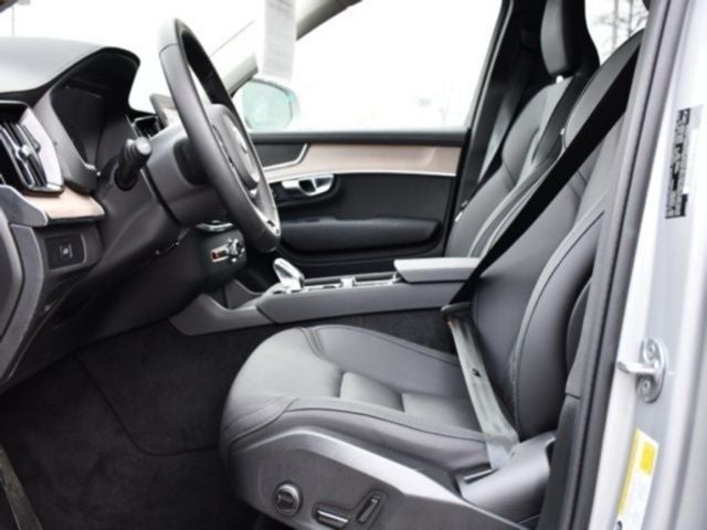 2025 Volvo XC90 B6 Plus 7-Seater 2025.5