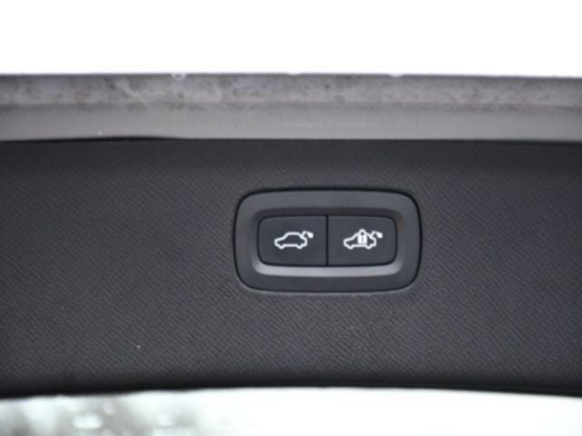 2025 Volvo XC90 B6 Plus 7-Seater 2025.5