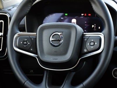 2025 Volvo XC40 B5 Plus Bright Theme