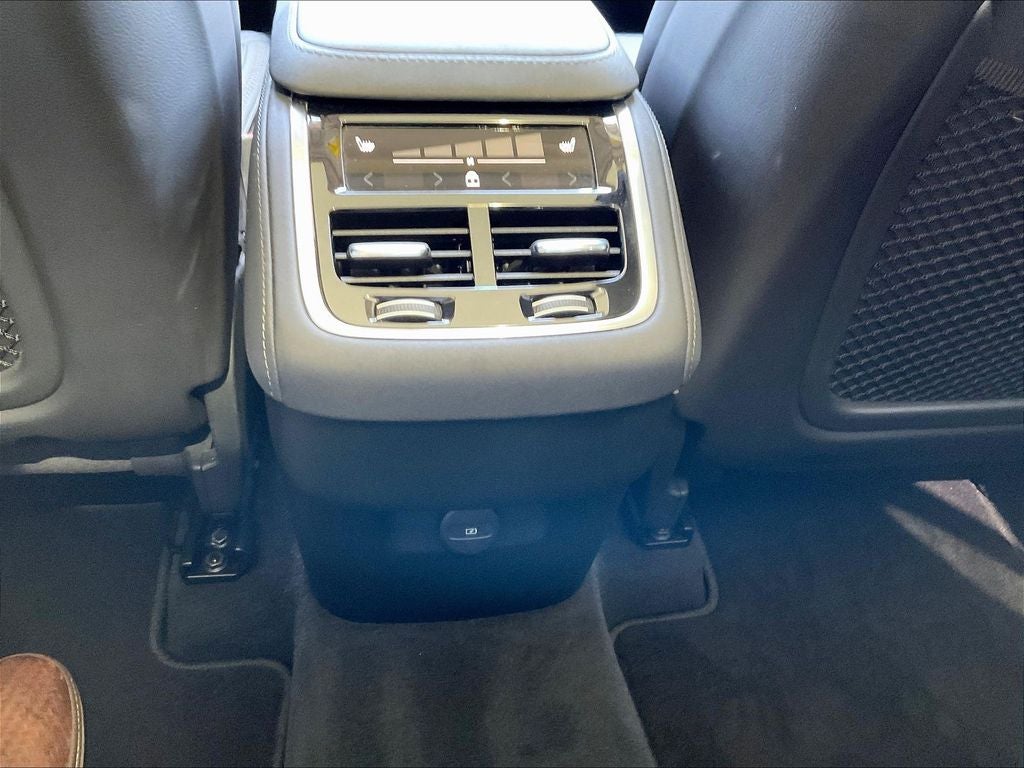 2025 Volvo XC90 B5 Plus 2025.5