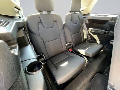 2025 Volvo XC90 B5 Plus 2025.5