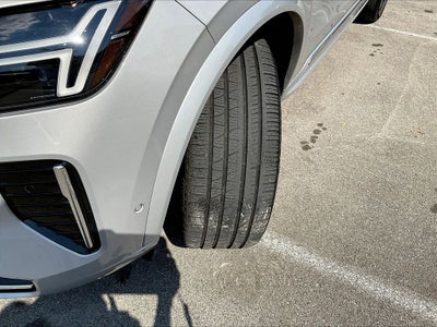 2025 Volvo XC90 B5 Plus 2025.5