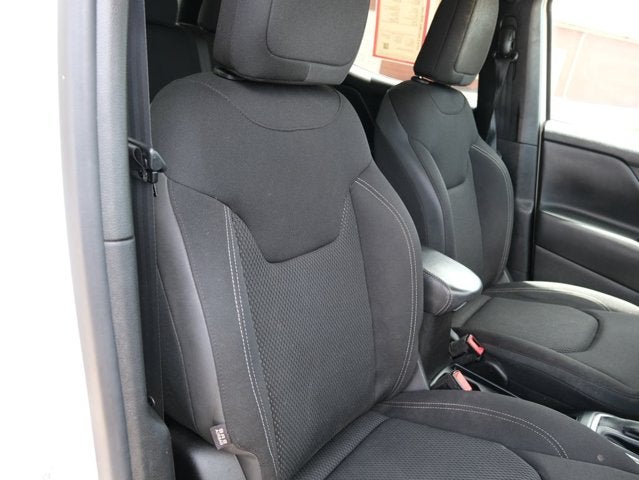 2023 Jeep Renegade Altitude