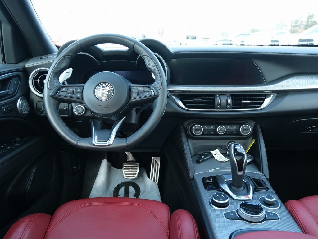 2024 Alfa Romeo Stelvio Veloce
