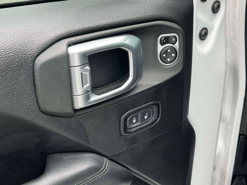 2019 Jeep Wrangler Unlimited Sahara Altitude