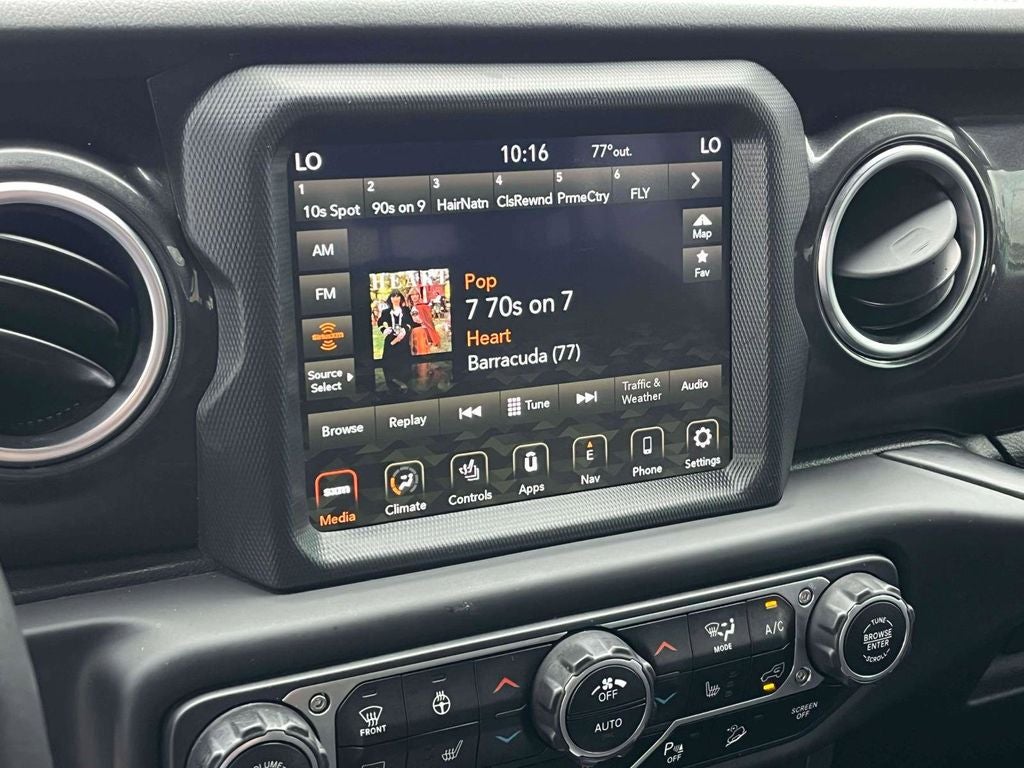 2019 Jeep Wrangler Unlimited Sahara Altitude