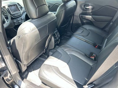 2022 Jeep Cherokee Latitude Lux