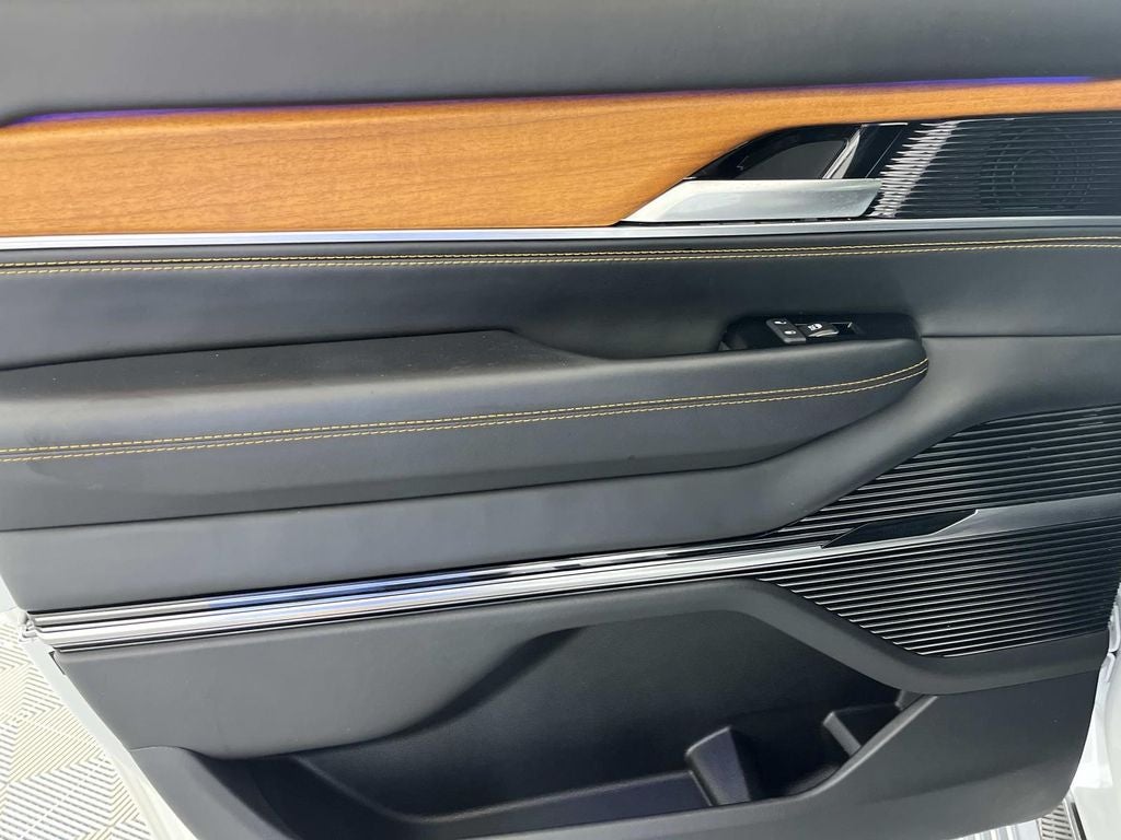 2024 Jeep Grand Wagoneer L Series III