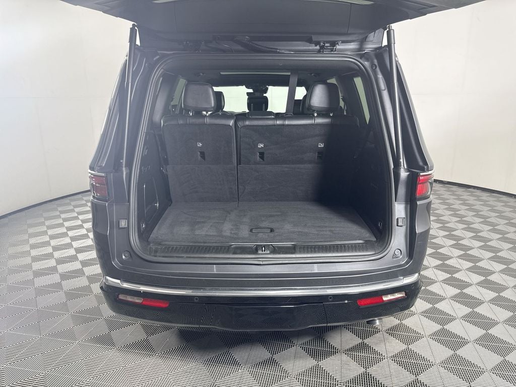 2022 Jeep Wagoneer Series III
