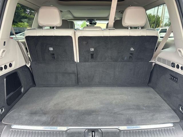 2023 Jeep Grand Wagoneer Base