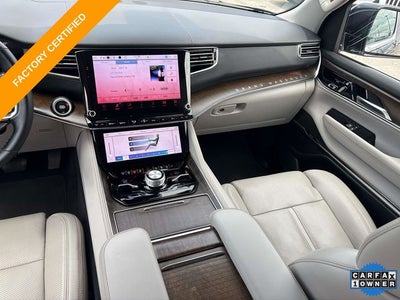 2023 Jeep Grand Wagoneer Base