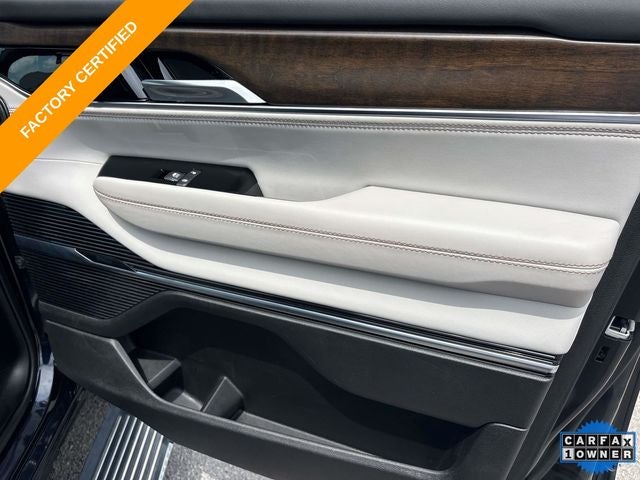 2023 Jeep Grand Wagoneer Base