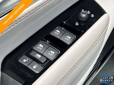 2023 Jeep Grand Wagoneer Base