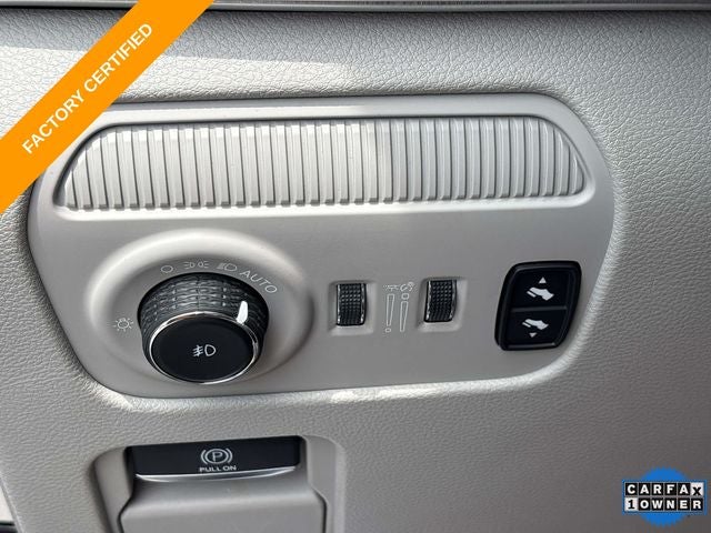 2023 Jeep Grand Wagoneer Base