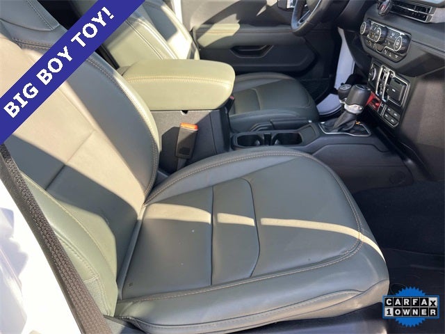 2025 Jeep Gladiator Mojave