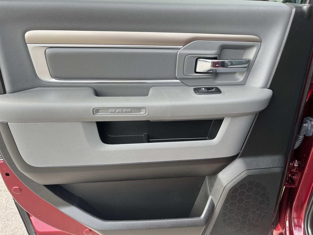2019 RAM 1500 Classic SLT