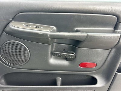 2002 Dodge Ram 1500 ST 120 WB