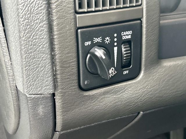 2002 Dodge Ram 1500 ST 120 WB