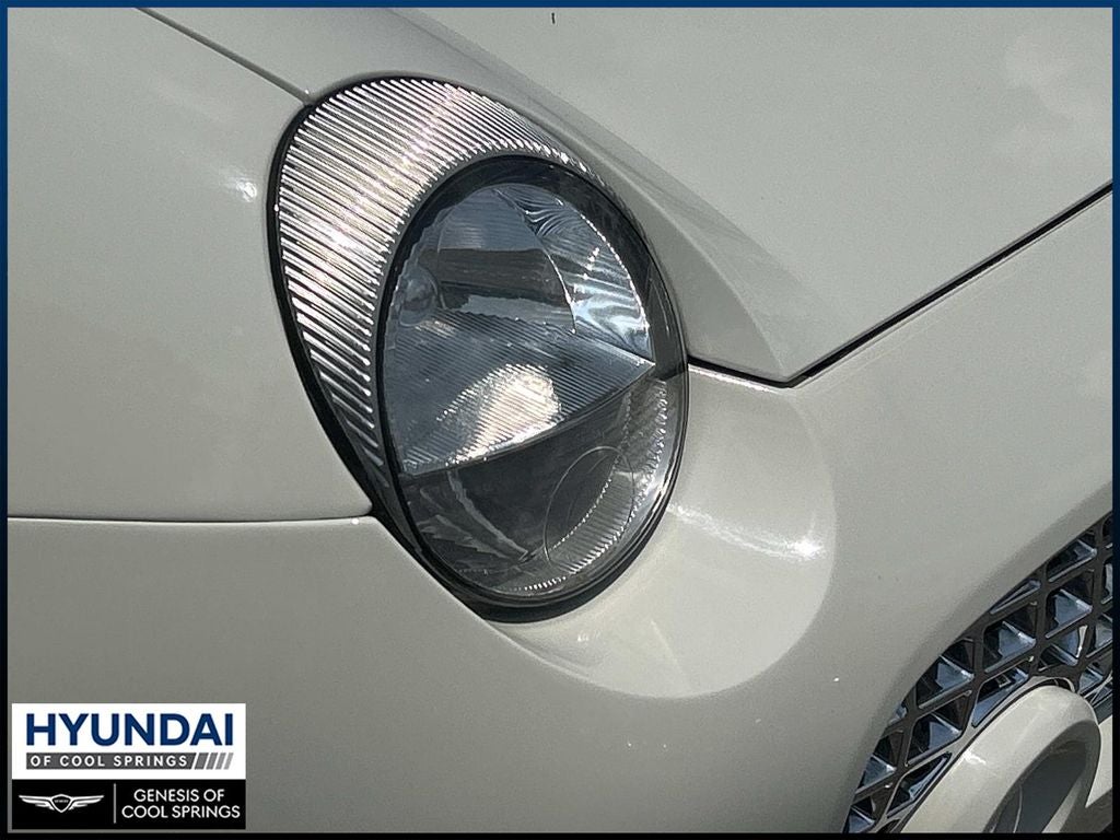 2002 Ford Thunderbird Deluxe