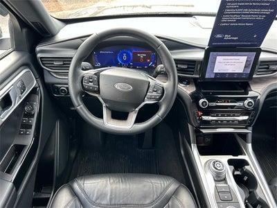 2023 Ford Explorer Platinum