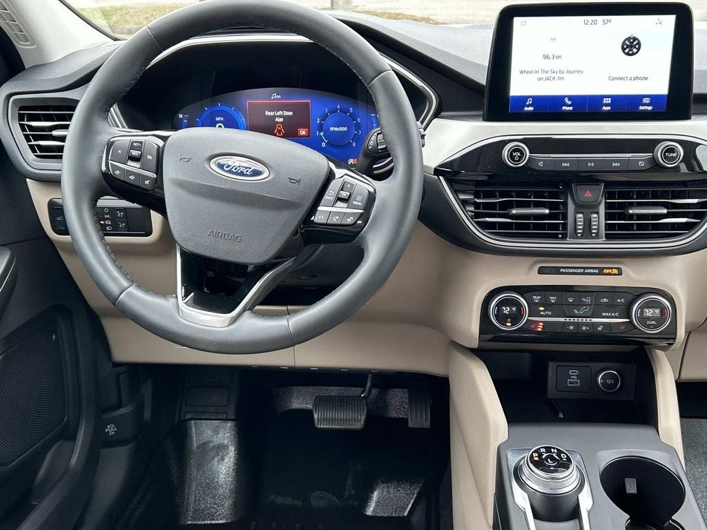 2021 Ford Escape SEL