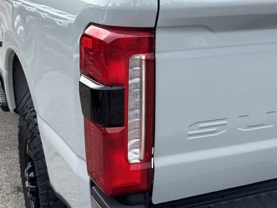2025 Ford F-350SD Lariat