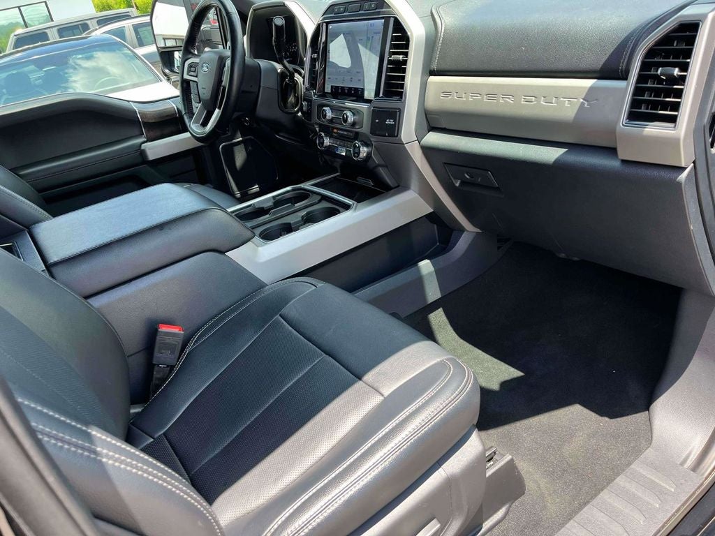 2022 Ford F-350SD Lariat