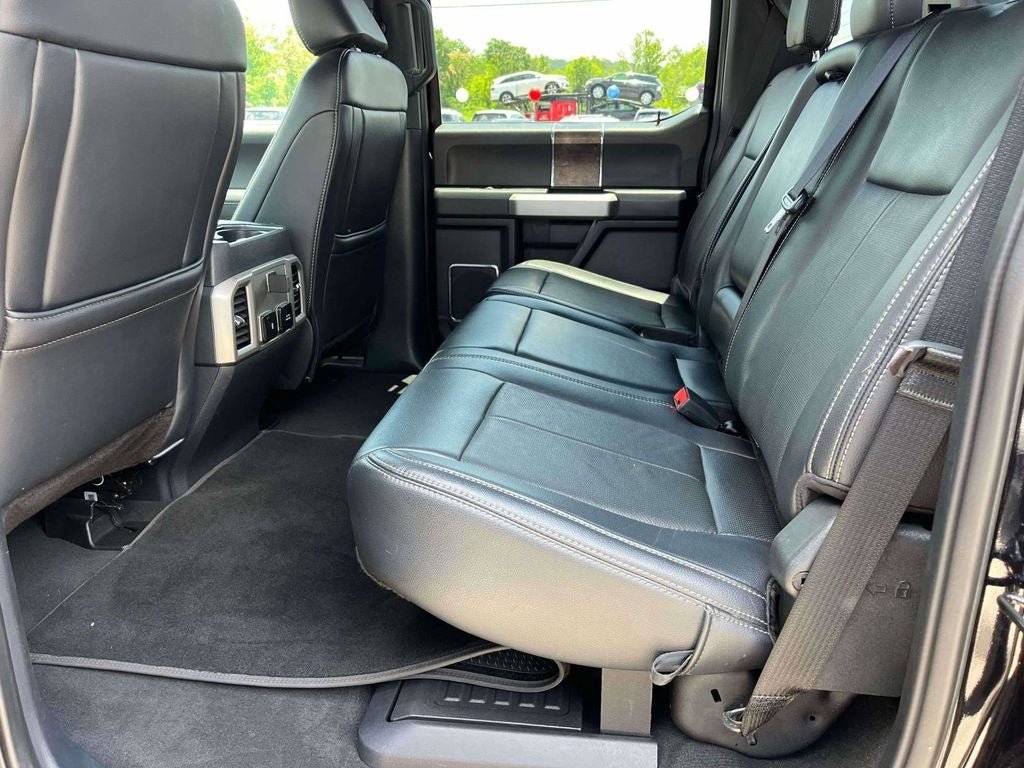 2022 Ford F-350SD Lariat
