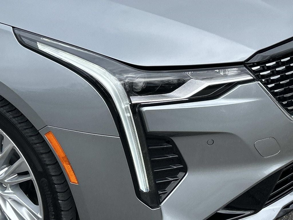 2023 Cadillac CT4 Premium Luxury