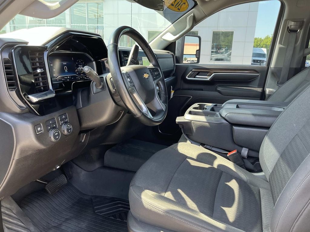 2025 Chevrolet Silverado 2500HD LT