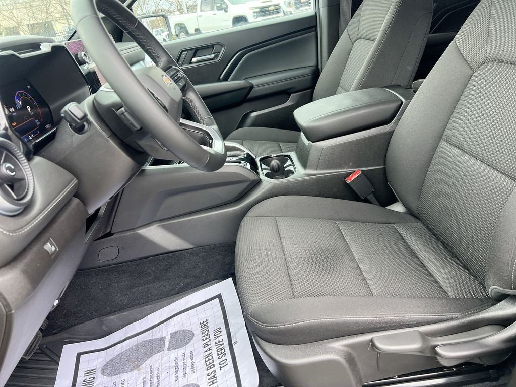 2024 Chevrolet Colorado 2WD LT