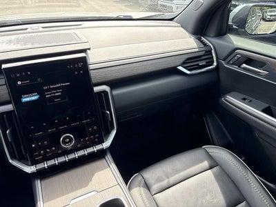 2025 GMC Acadia Denali