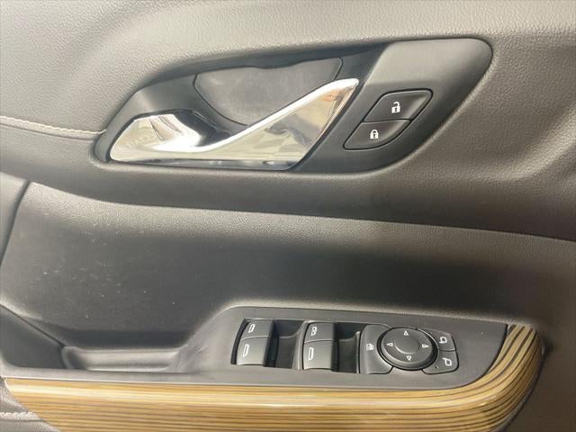 2022 GMC Acadia SLE