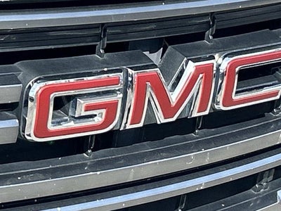 2022 GMC Acadia AT4