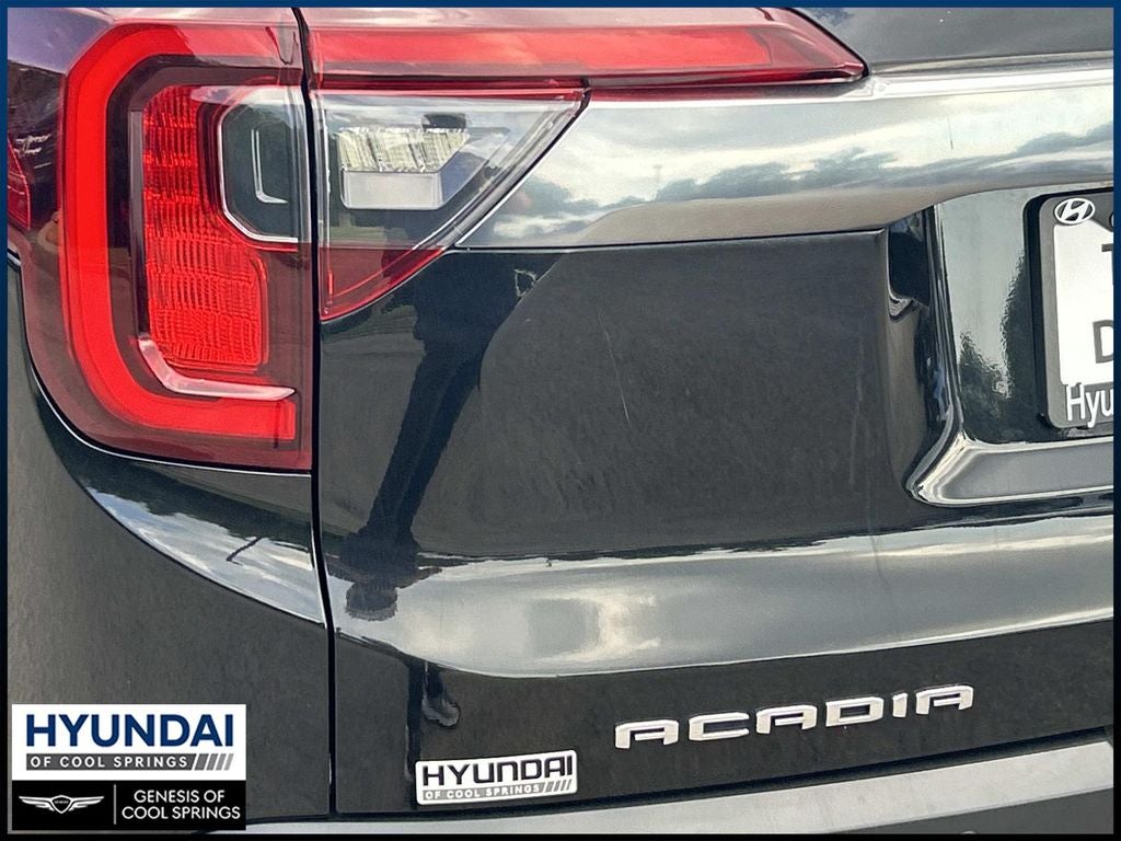 2022 GMC Acadia AT4