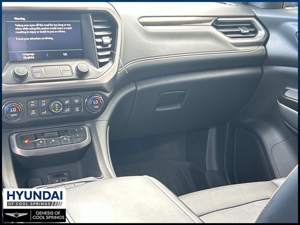 2022 GMC Acadia AT4