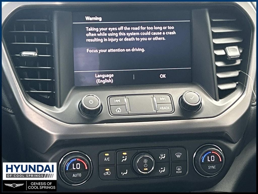 2022 GMC Acadia AT4